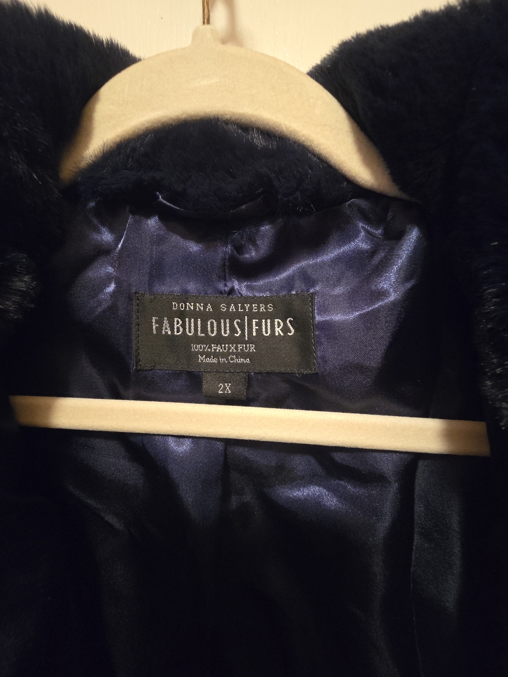 Donna Salyers Fabulous Furs Lafayette 148 New York Faux Fur - Picture 2 of 12